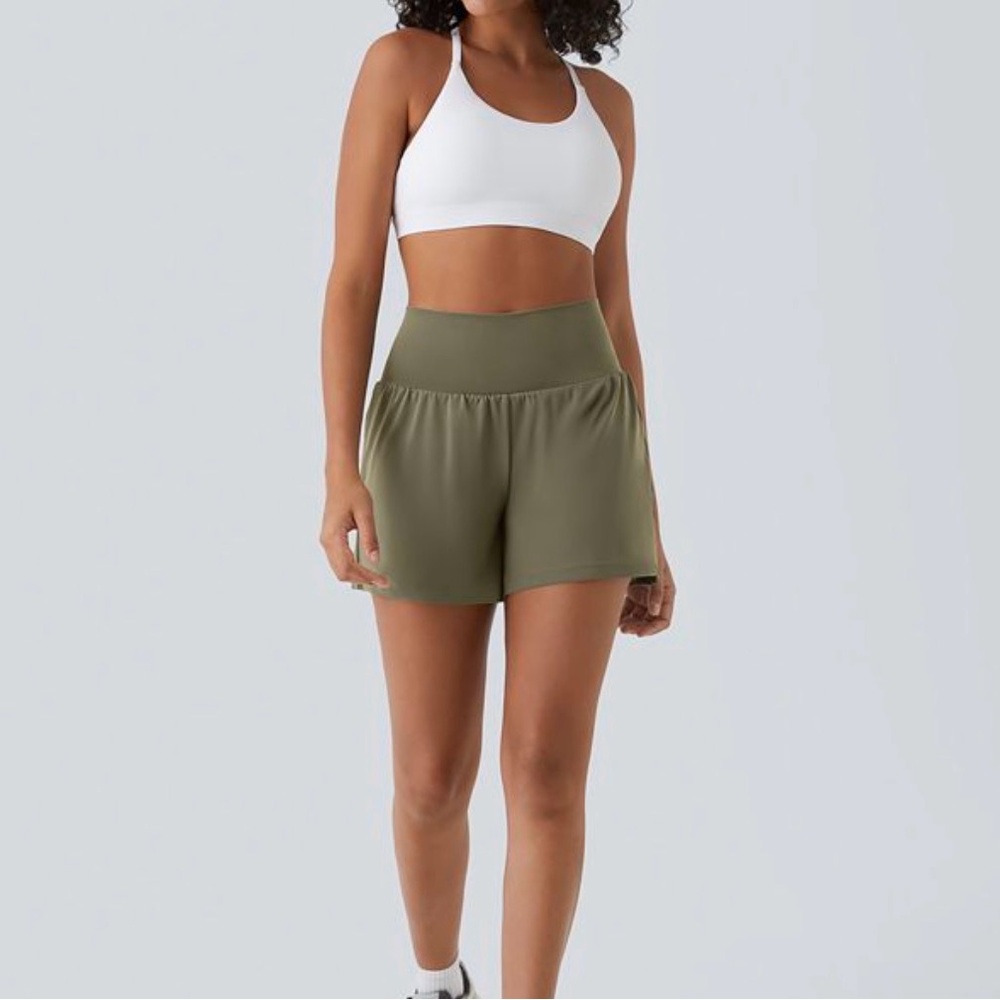 HALARA High Wasted Withered Green Women's Yoga Shorts 5”